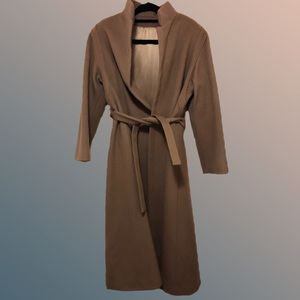 Beautiful Vintage Wool Camel Coat